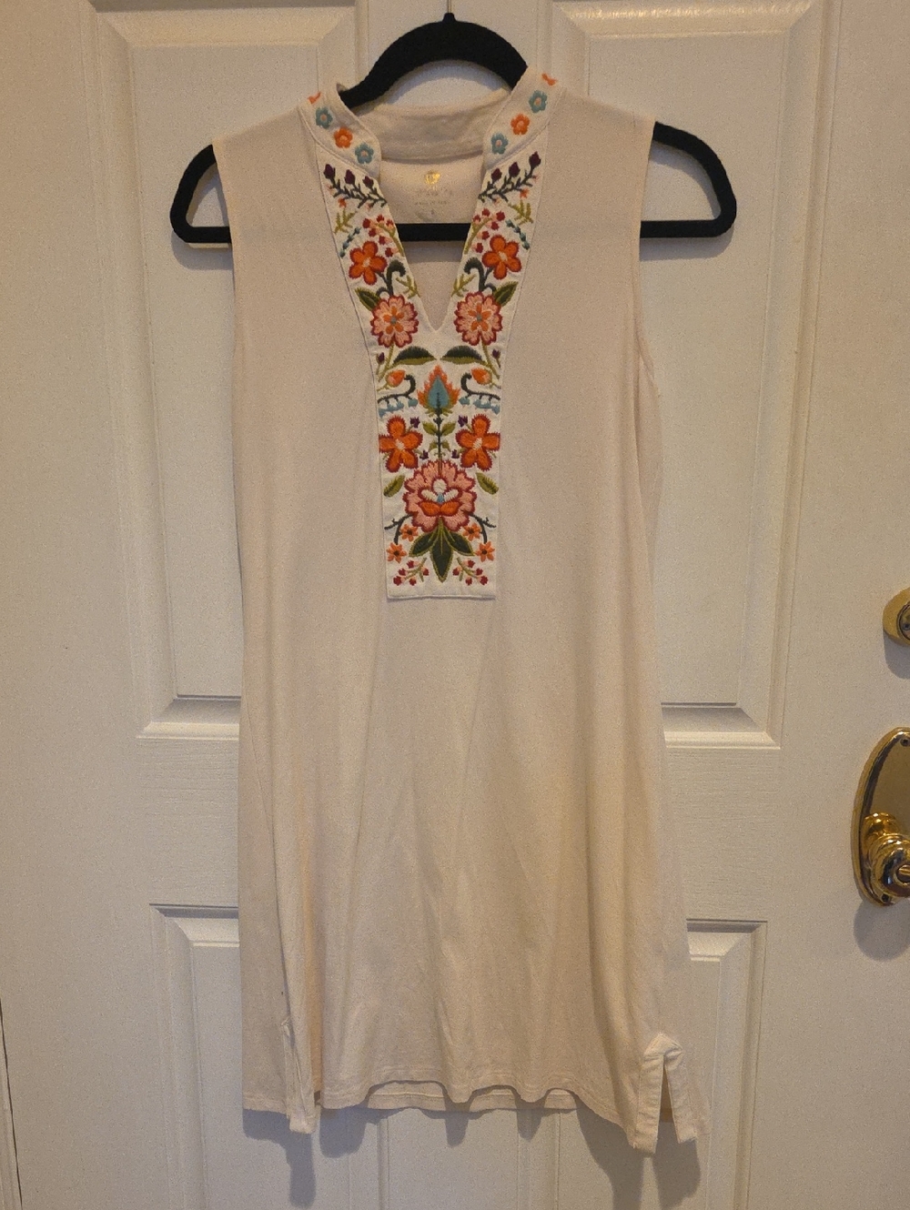 Spartina 449 Cream Sleeveless Tunic Dress with Embroidered Floral Neckline